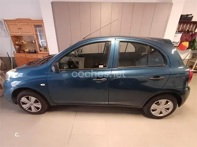 Usado Nissan Micra 80 CV (58 kW) 2015 Azul Utilitario