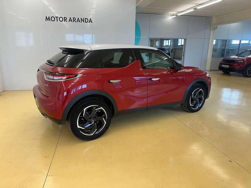 Usado DS Automobiles DS3 Crossback Rivoli 131 CV (96 kW) 2022 Rojo SUV