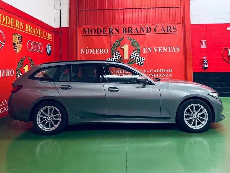 Occasion BMW 318 Comfort Edition 150 PK (110 kW) 2023 Grijs Stationwagen