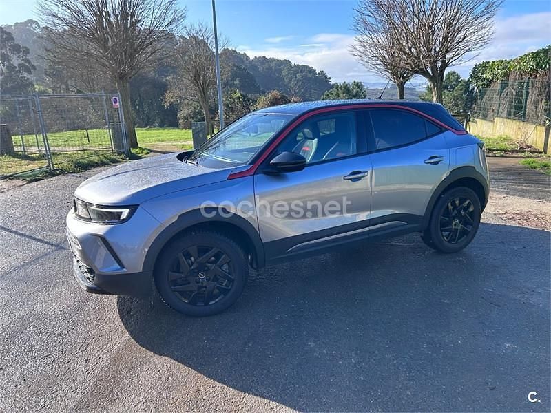 Usado Opel Mokka 136 CV (100 kW) 2023 Gris / plata SUV