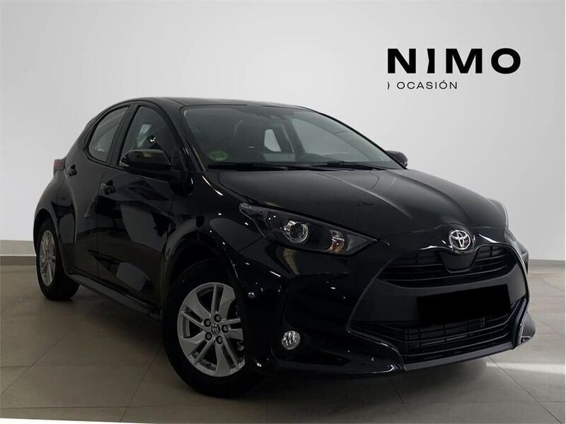 Negro Usado 2024 Toyota Yaris Edition Berlina | 18.200 € (Precio justo) - Imagen 1/4