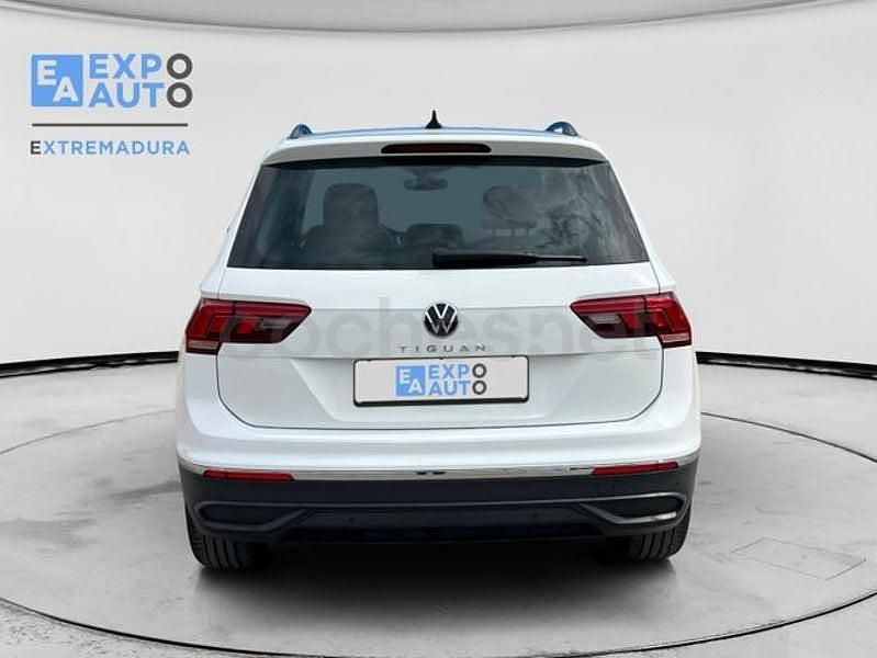 Usado VW Tiguan Life 150 CV (110 kW) 2021 Blanco SUV