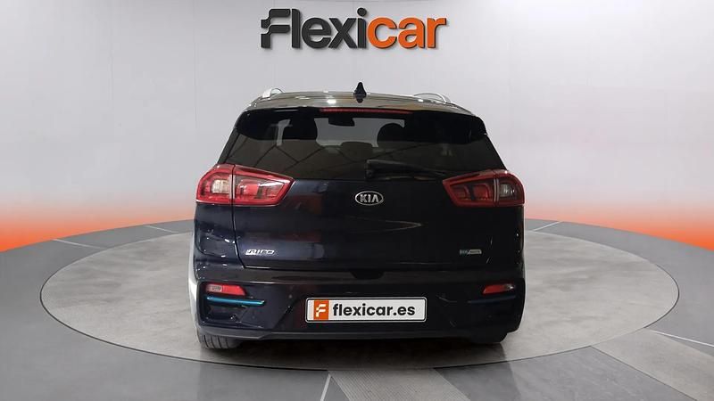 Usado Kia Niro 100 kW (136 CV) 2019 Azul SUV