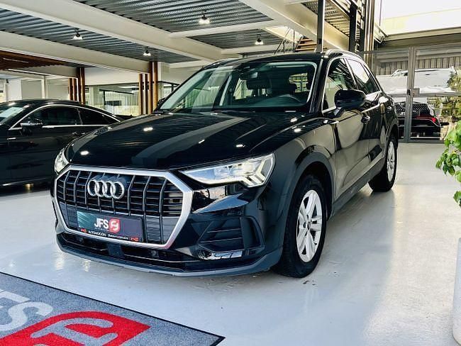 Usado Audi Q3 150 CV (110 kW) 2021 Negro SUV