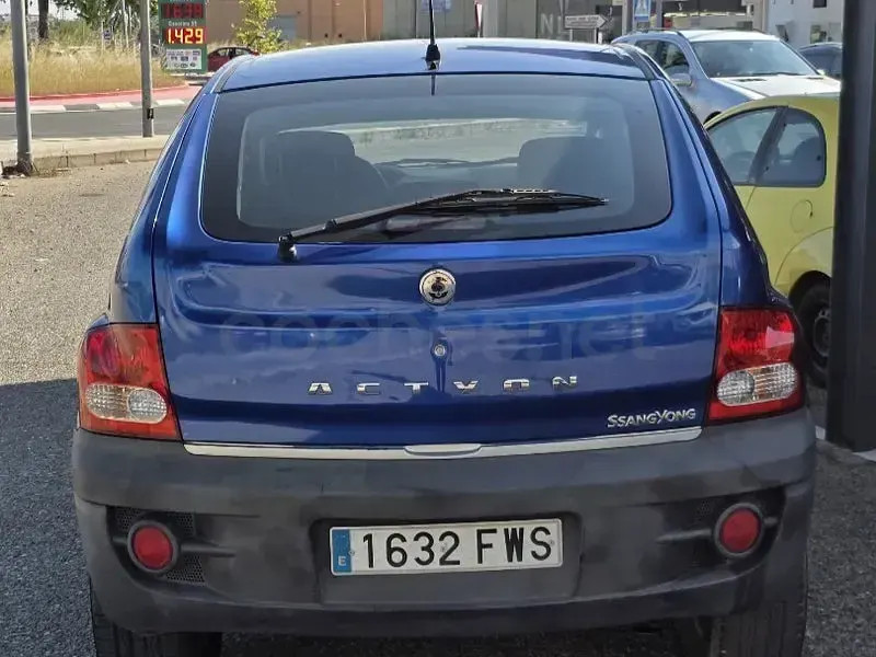 Usado SsangYong Actyon 141 CV (103 kW) 2007 Azul SUV