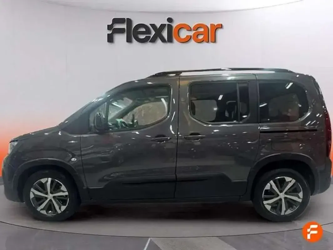Usado Peugeot Rifter GT-line 110 CV (80 kW) 2019 Gris Monovolumen