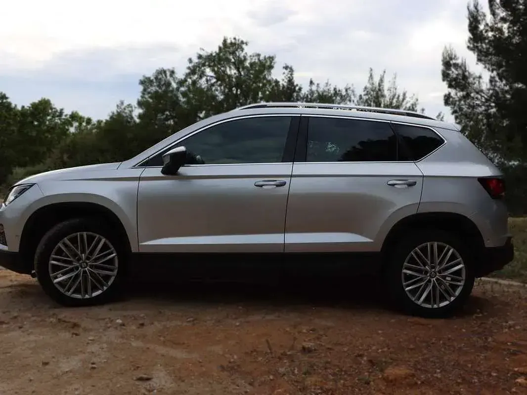 Usado Seat Ateca 150 CV (110 kW) 2018 Gris SUV