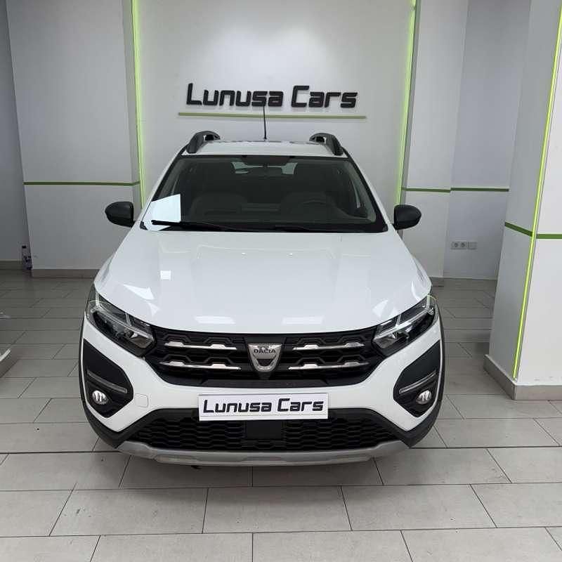 Usado Dacia Sandero Expression 91 CV (66 kW) 2022 Blanco Utilitario