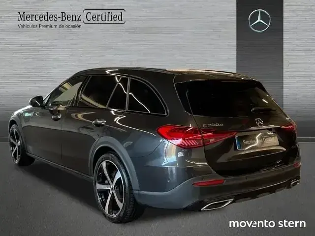 Usado Mercedes C220 Avantgarde 200 CV (147 kW) 2024 Gris Familiar