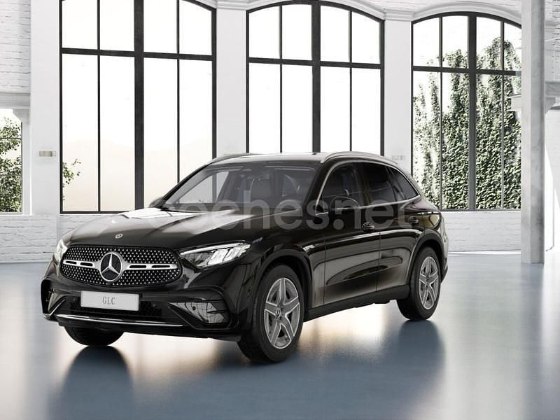 Negro Nuevo 2025 Mercedes GLC200 SUV | 62.900 € (Buen precio) - Imagen 1/4