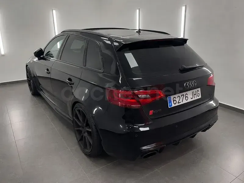 Usado Audi RS3 Advanced 367 CV (269 kW) 2015 Negro Berlina