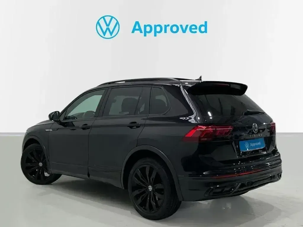 Usado VW Tiguan R-line 150 CV (110 kW) 2022 Negro SUV