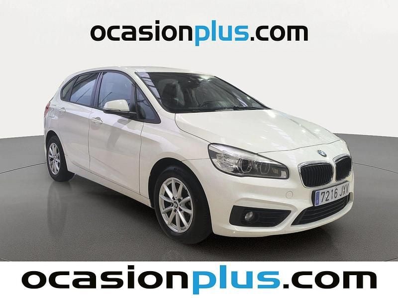 Usado BMW 216 Active Tourer 116 CV (85 kW) 2017 Blanco Monovolumen
