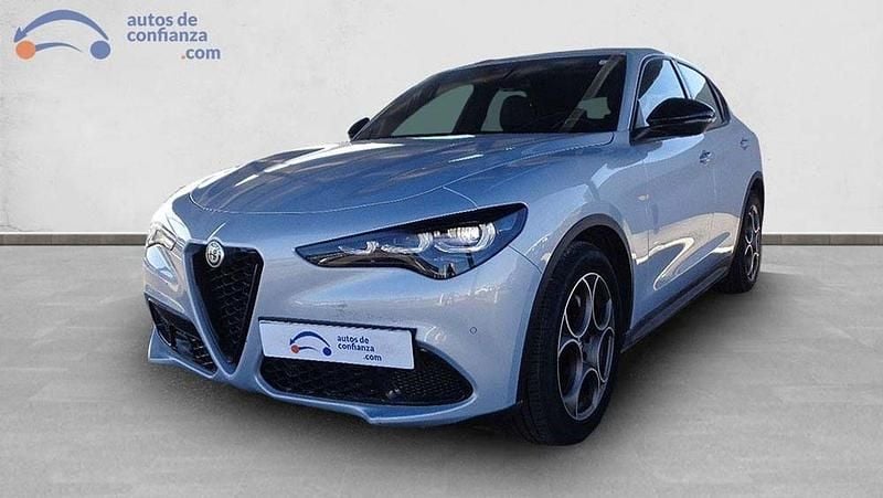 Gris Usado 2023 Alfa Romeo Stelvio Sprint SUV | 27.990 € (Precio justo) - Imagen 1/4