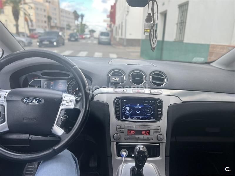 Usado Ford S-MAX Titanium 130 CV (95 kW) 2007 Gris / plata Monovolumen