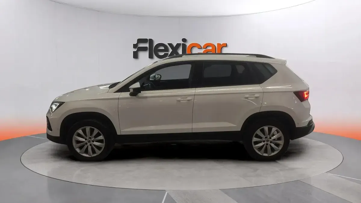 Usado Seat Ateca Style 116 CV (85 kW) 2024 Blanco SUV