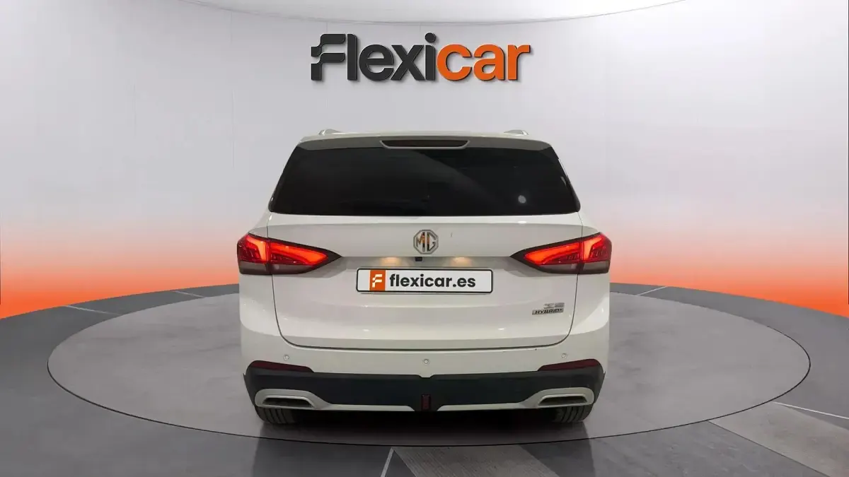 Usado MG ZS Luxury 197 CV (144 kW) 2025 Blanco SUV