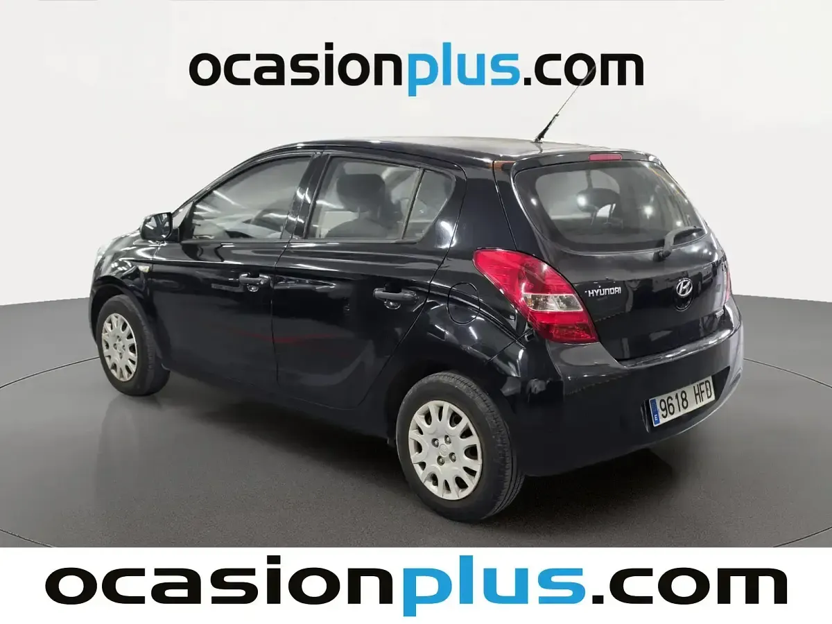 Usado Hyundai i20 Classic 78 CV (57 kW) 2011 Negro Utilitario