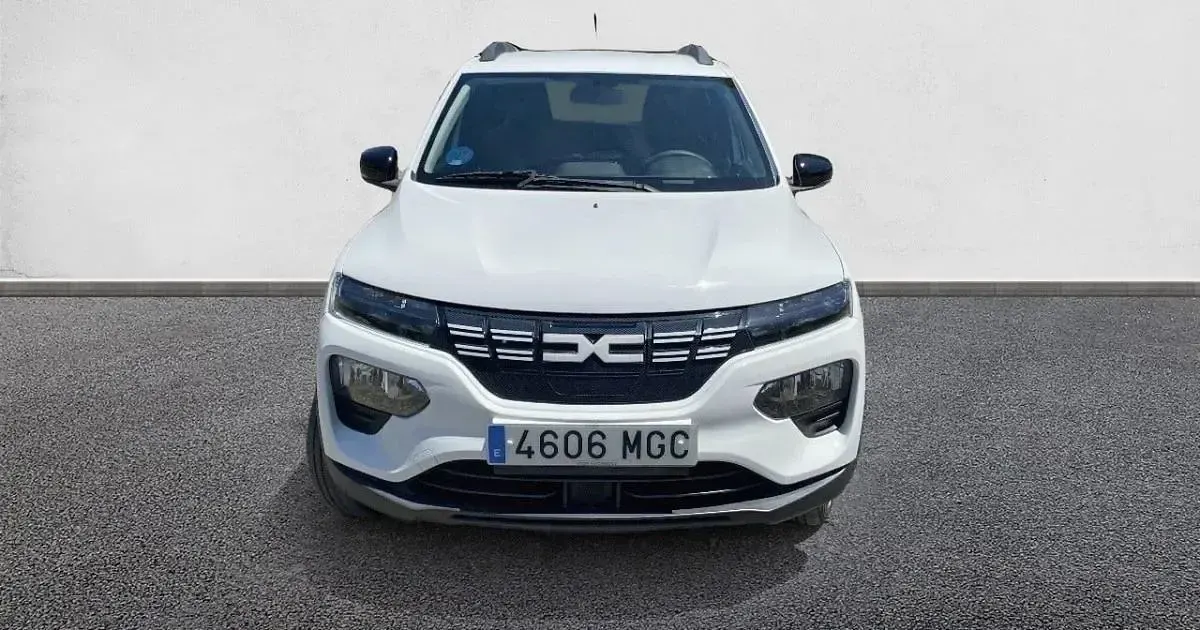 Usado Dacia Spring Essentiel 33 kW (45 CV) 2023 Utilitario