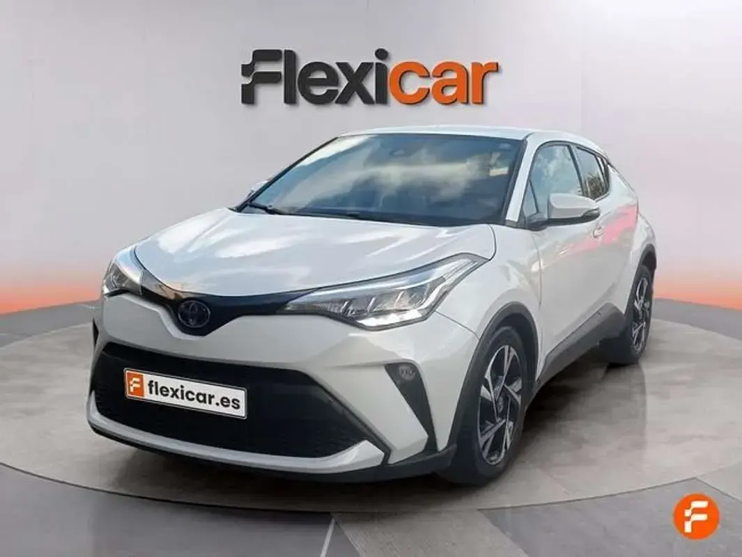 Usado Toyota C-HR Active 140 CV (102 kW) 2023 Blanco SUV