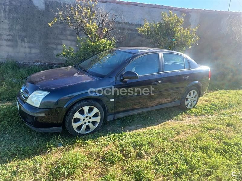 Usado Opel Vectra Comfort 120 CV (88 kW) 2005 Negro Berlina