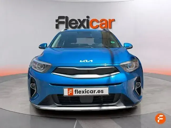 Usado Kia Stonic 100 CV (73 kW) 2022 Azul SUV