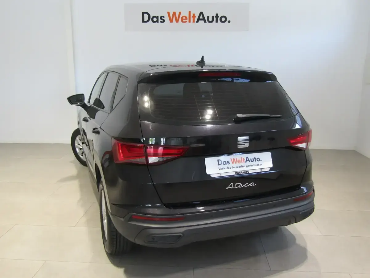 Usado Seat Ateca Reference 110 CV (80 kW) 2021 Negro SUV
