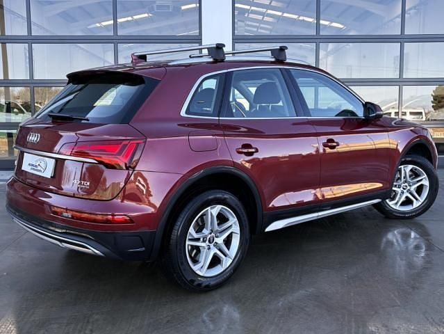 Usado Audi Q5 Advanced Plus 204 CV (150 kW) 2021 Granate SUV
