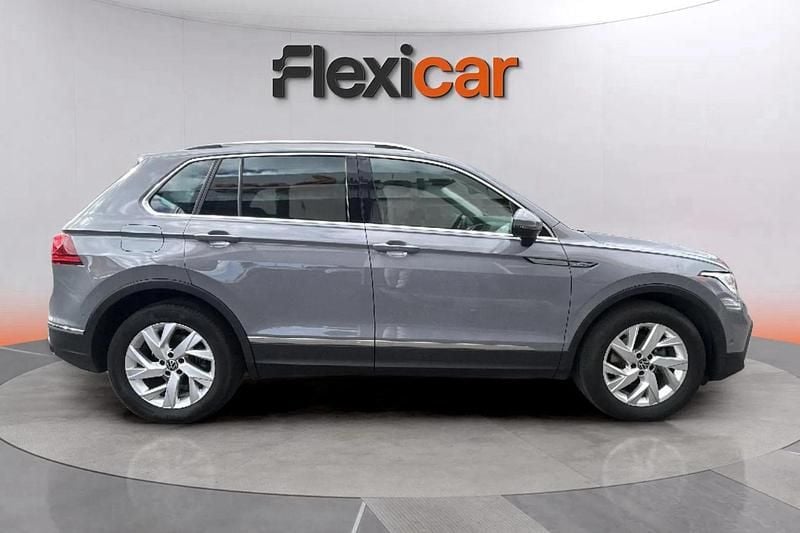 Usado VW Tiguan Allspace Advance 150 CV (110 kW) 2021 Gris SUV
