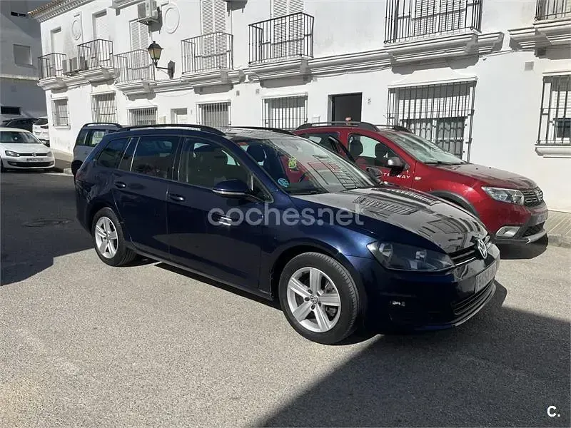 Usado VW Golf VII Advance 110 CV (80 kW) 2015 Azul Familiar