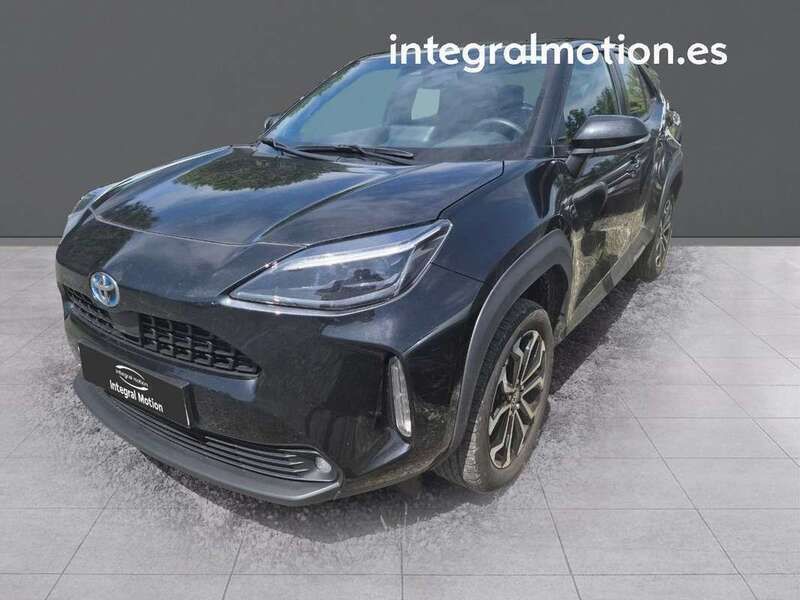 Negro Usado 2024 Toyota Yaris Cross Active SUV | 18.990 € (Super precio) - Imagen 1/4