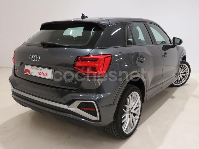 Usado Audi Q2 150 CV (110 kW) 2025 Gris / plata SUV