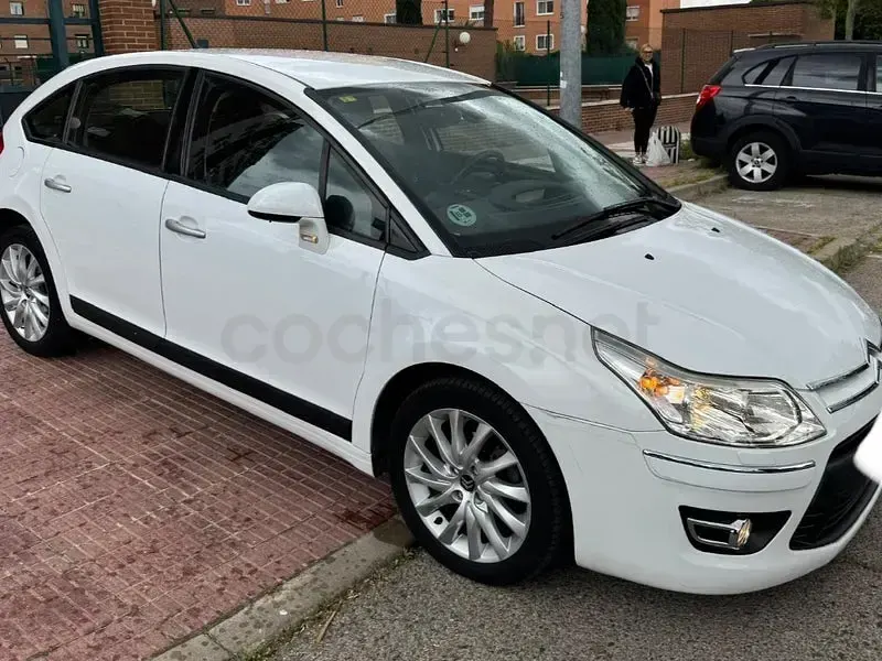 Usado Citroën C4 Exclusive 110 CV (80 kW) 2009 Blanco Berlina
