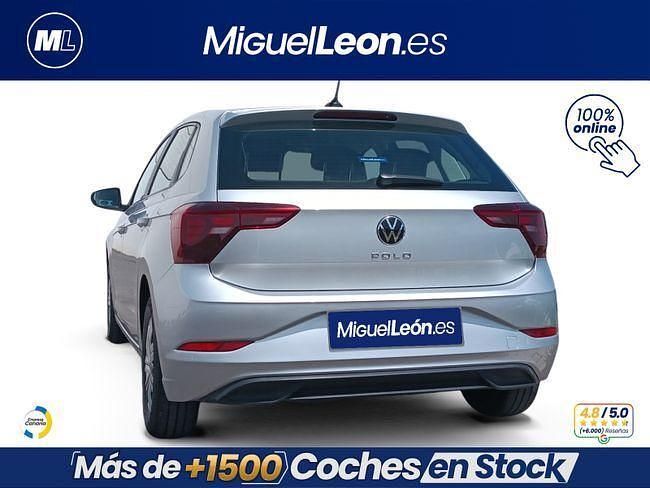 Usado VW Polo 95 CV (69 kW) 2022 Gris Utilitario