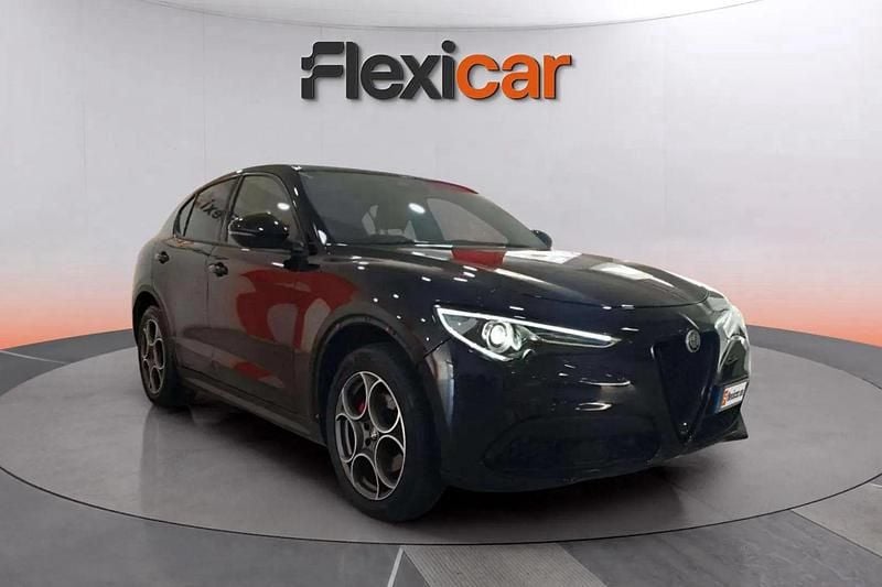 Negro Usado 2022 Alfa Romeo Stelvio Sprint SUV | 26.990 € (Buen precio) - Imagen 1/4