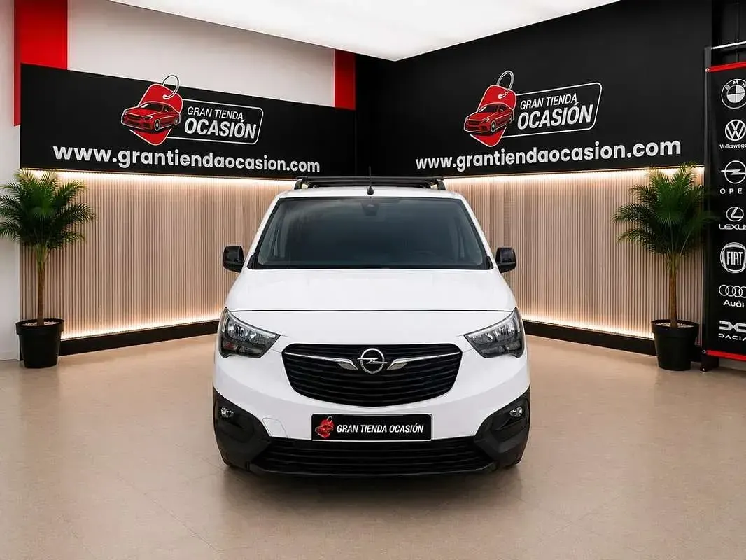 Usado Opel Combo 102 CV (75 kW) 2021 Blanco Monovolumen