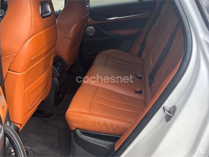 Blanco Usado 2015 BMW X6 M M Performance SUV | 110.000 € - Imagen 1/4