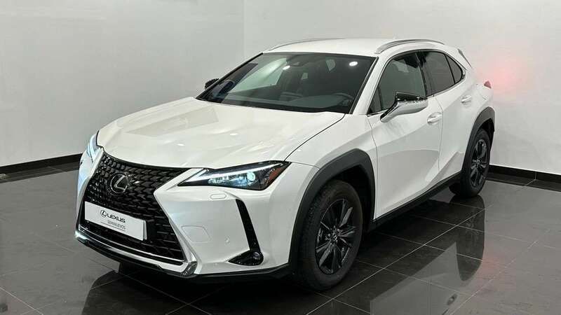 Blanco Usado 2024 Lexus UX 250h SUV | 33.900 € (Un poco caro) - Imagen 1/4
