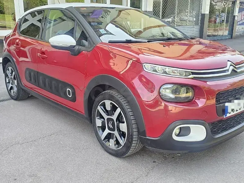 Usado Citroën C3 Feel 110 CV (80 kW) 2020 Rojo Utilitario