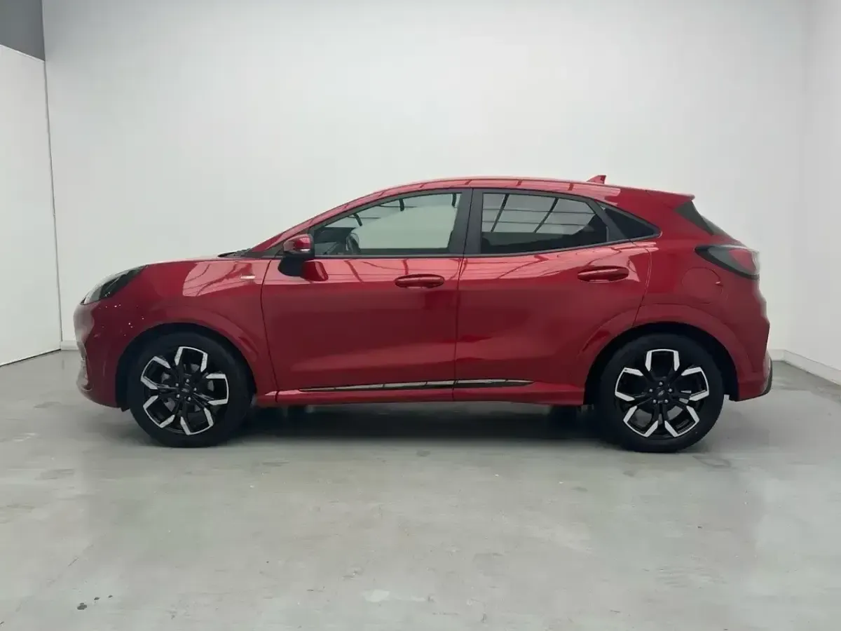 Usado Ford Puma ST-Line X 125 CV (91 kW) 2022 Rojo SUV