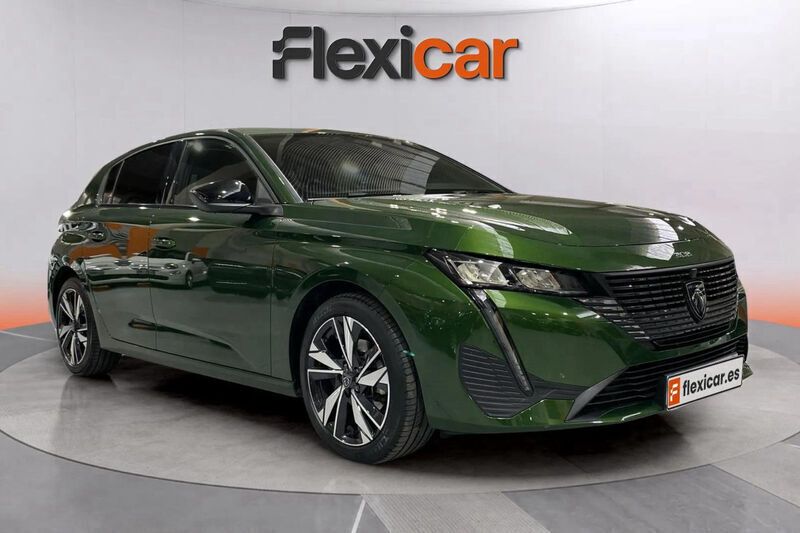 Verde Usado 2024 Peugeot 308 Allure Berlina | 19.190 € (Super precio) - Imagen 1/4