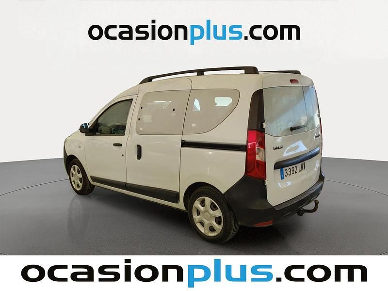 Usado Dacia Dokker Essentiel 109 CV (80 kW) 2021 Blanco Monovolumen