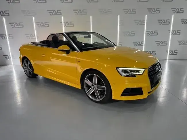 Usado Audi A3 S-Line 149 CV (109 kW) 2017 Amarillo Descapotable