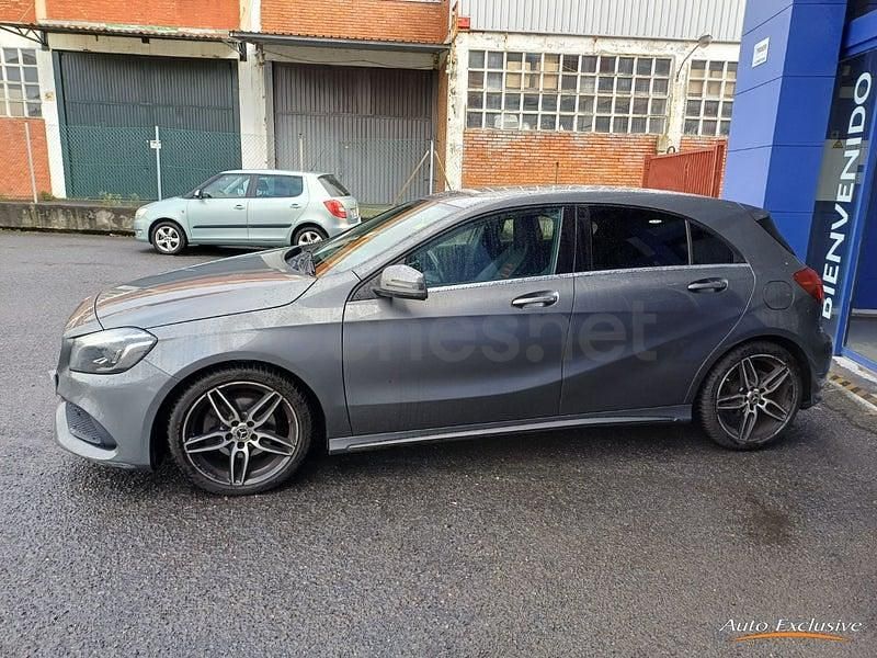 Usado Mercedes A200 136 CV (100 kW) 2018 Gris / plata Berlina