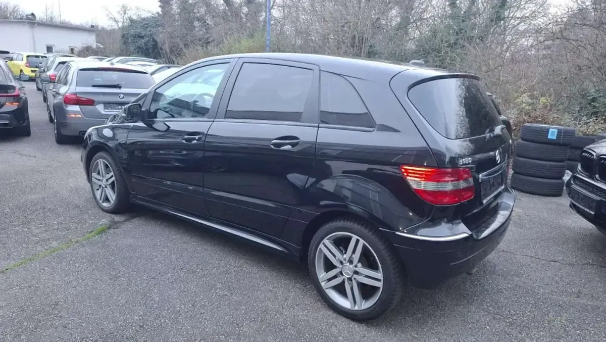 Brugt Mercedes B180 109 HK (80 kW) 2011 Sort MPV