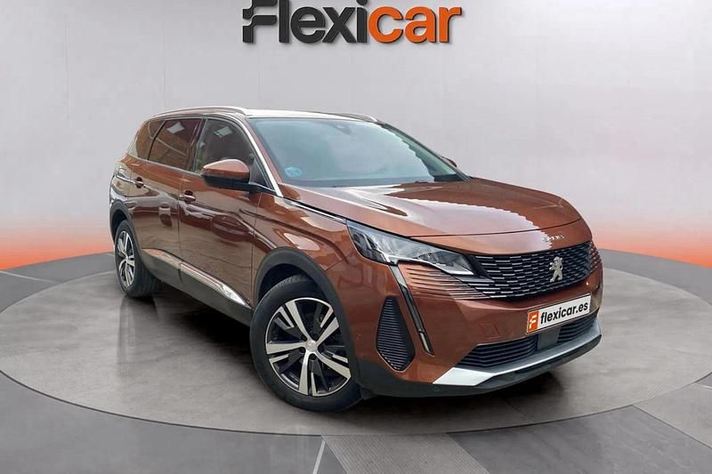 Naranja Usado 2021 Peugeot 5008 Allure Monovolumen | 22.090 € (Buen precio) - Imagen 1/4