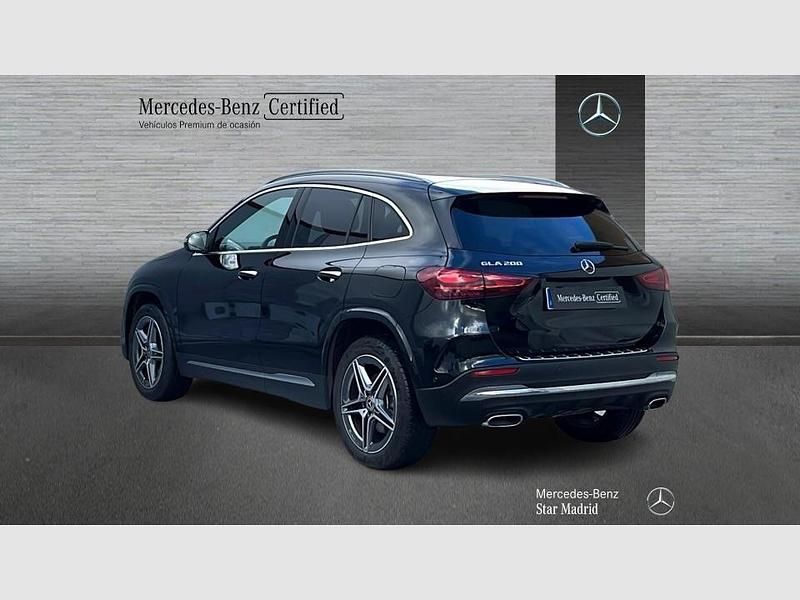 Usado Mercedes GLA250 AMG line 218 CV (160 kW) 2025 Otro SUV