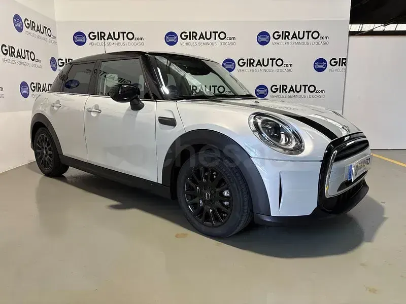 Usado Mini Cooper 136 CV (100 kW) 2022 Gris / plata Utilitario