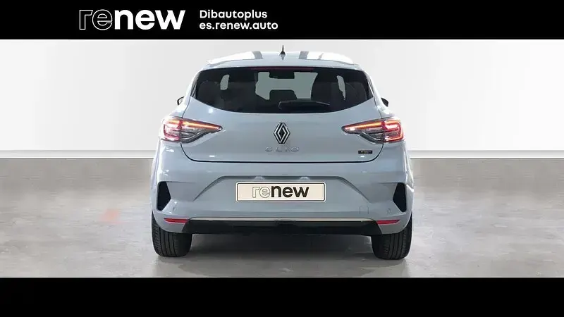 Usado Renault Clio V Techno 145 CV (106 kW) 2025 Gris Berlina