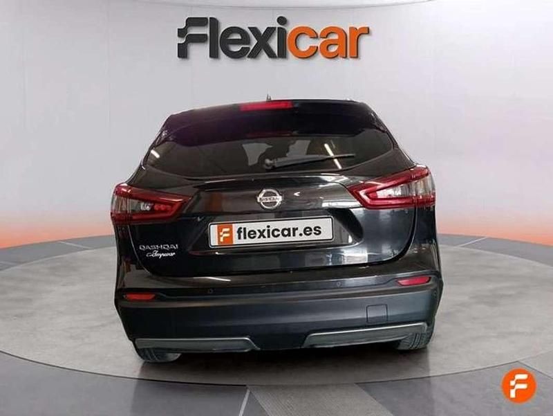 Usado Nissan Qashqai Acenta 158 CV (116 kW) 2021 Negro SUV